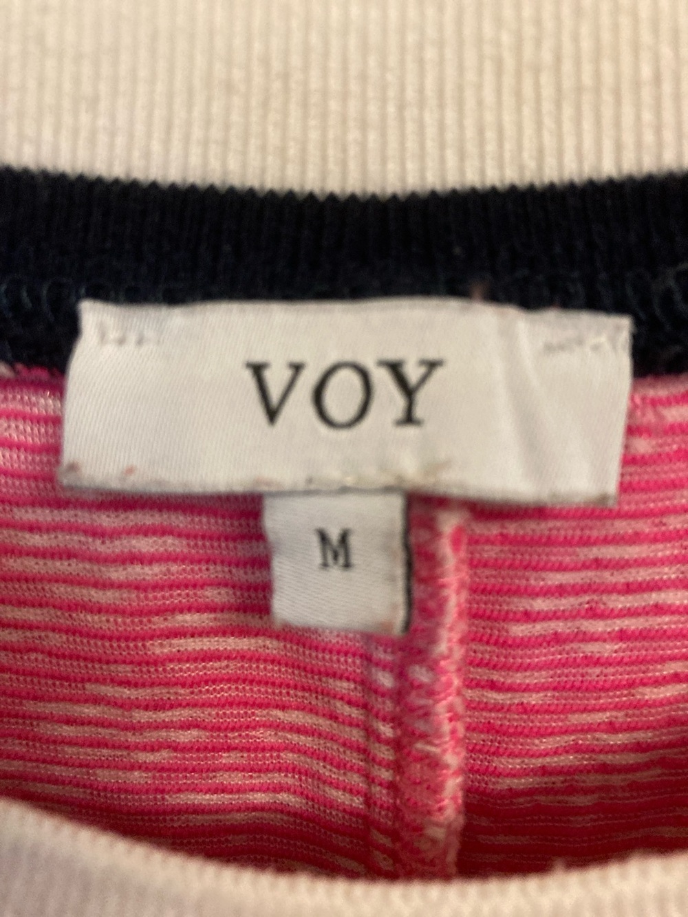 VOY Pink Patterned Short Sleeve Knit Top with Contrast Trim - Picture 2 of 9